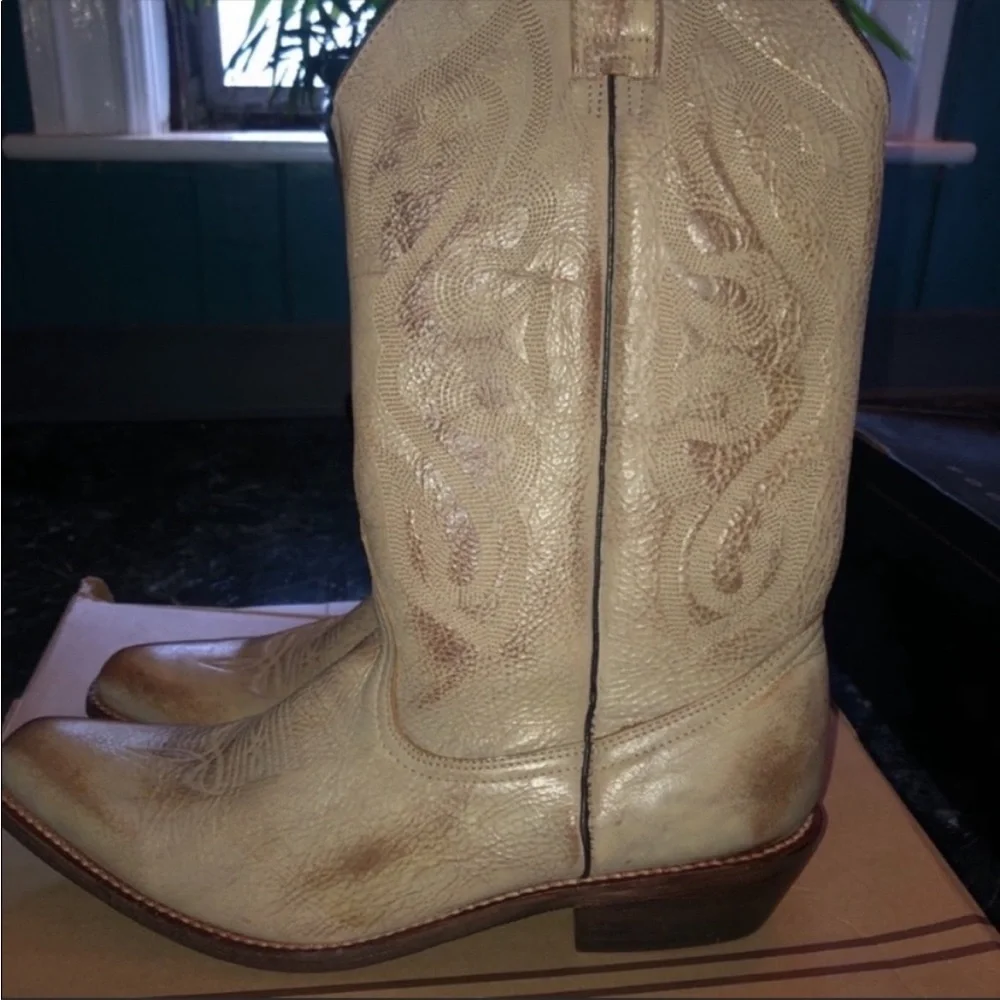 Bed Stu Women’s Cowboy Boots - Picture 3 of 8